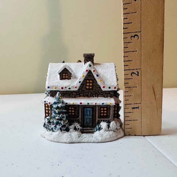 Thomas Kinkade Christmas Eve Cottage Ornament Illuminated Ornament Collection - Picture 3 of 7